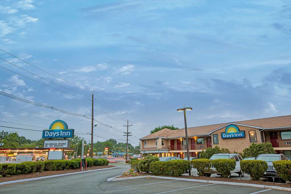Oyo Hotel Edison Nj Route 1 Bagian luar foto