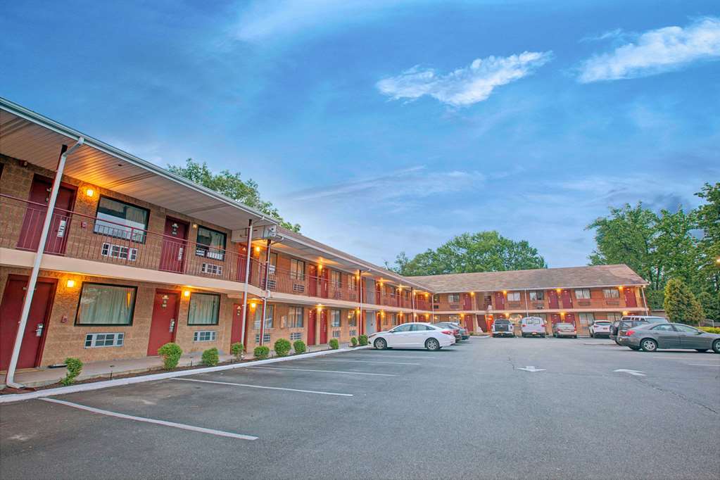 Oyo Hotel Edison Nj Route 1 Bagian luar foto